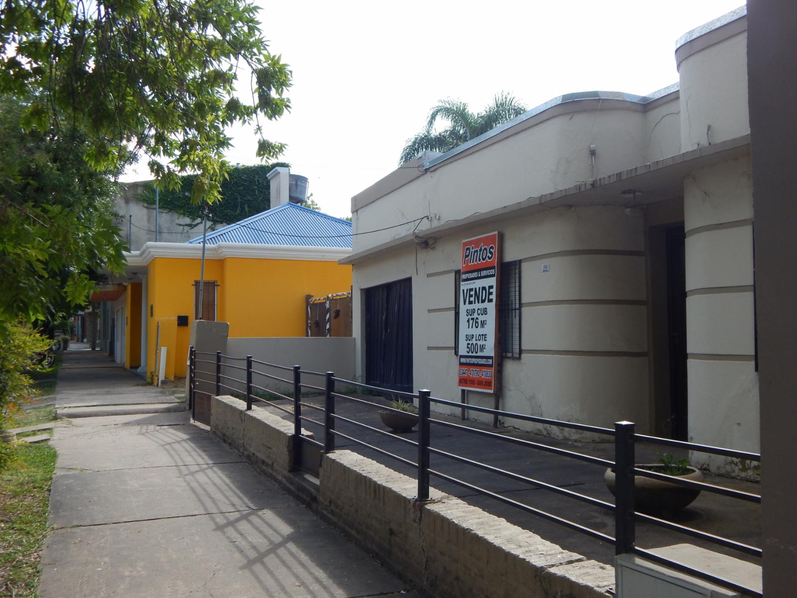 Casa sobre calle Estrada. VILLA ELISA. — foto 4