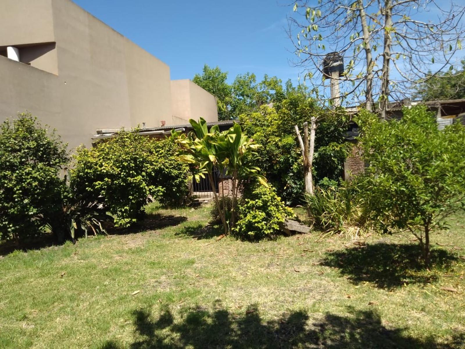 Casa sobre calle Estrada. VILLA ELISA. — foto 5