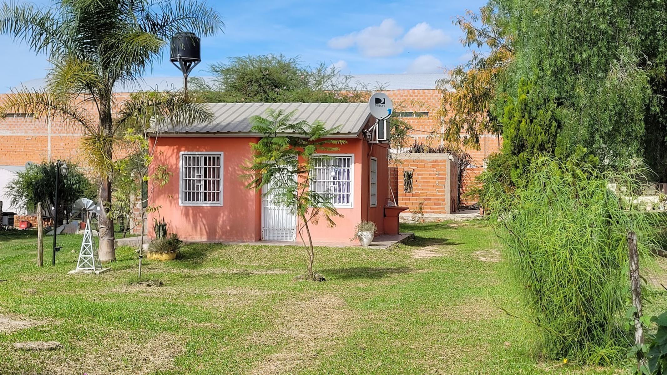 Casa y construcción a terminar sobre calle Sarmiento. SAN JOSE. — foto 3