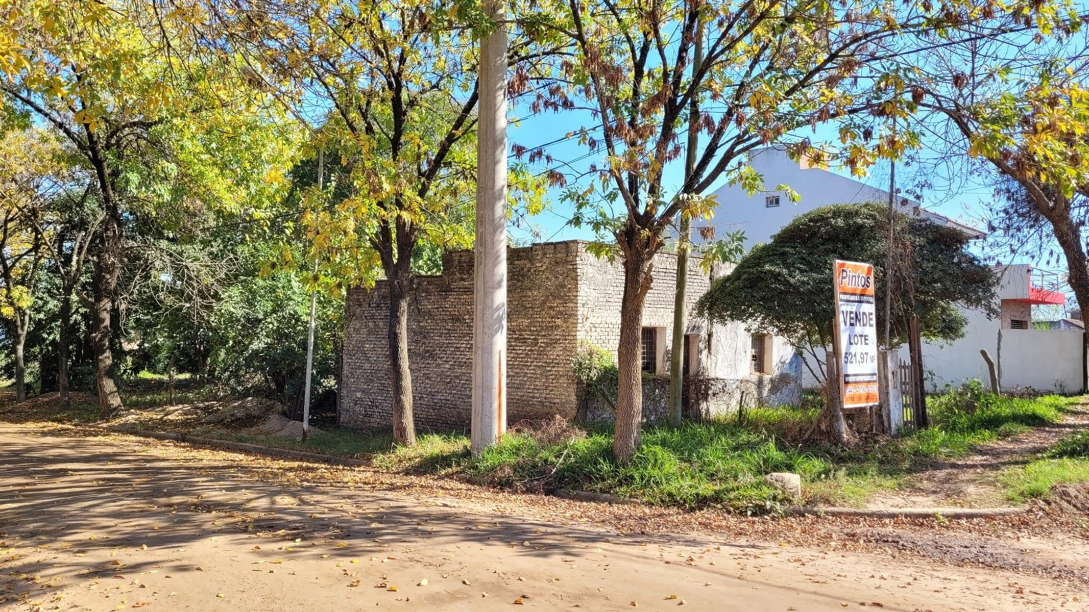 Lote con casa a reciclar sobre calle Urquiza. SAN JOSE. — foto 5