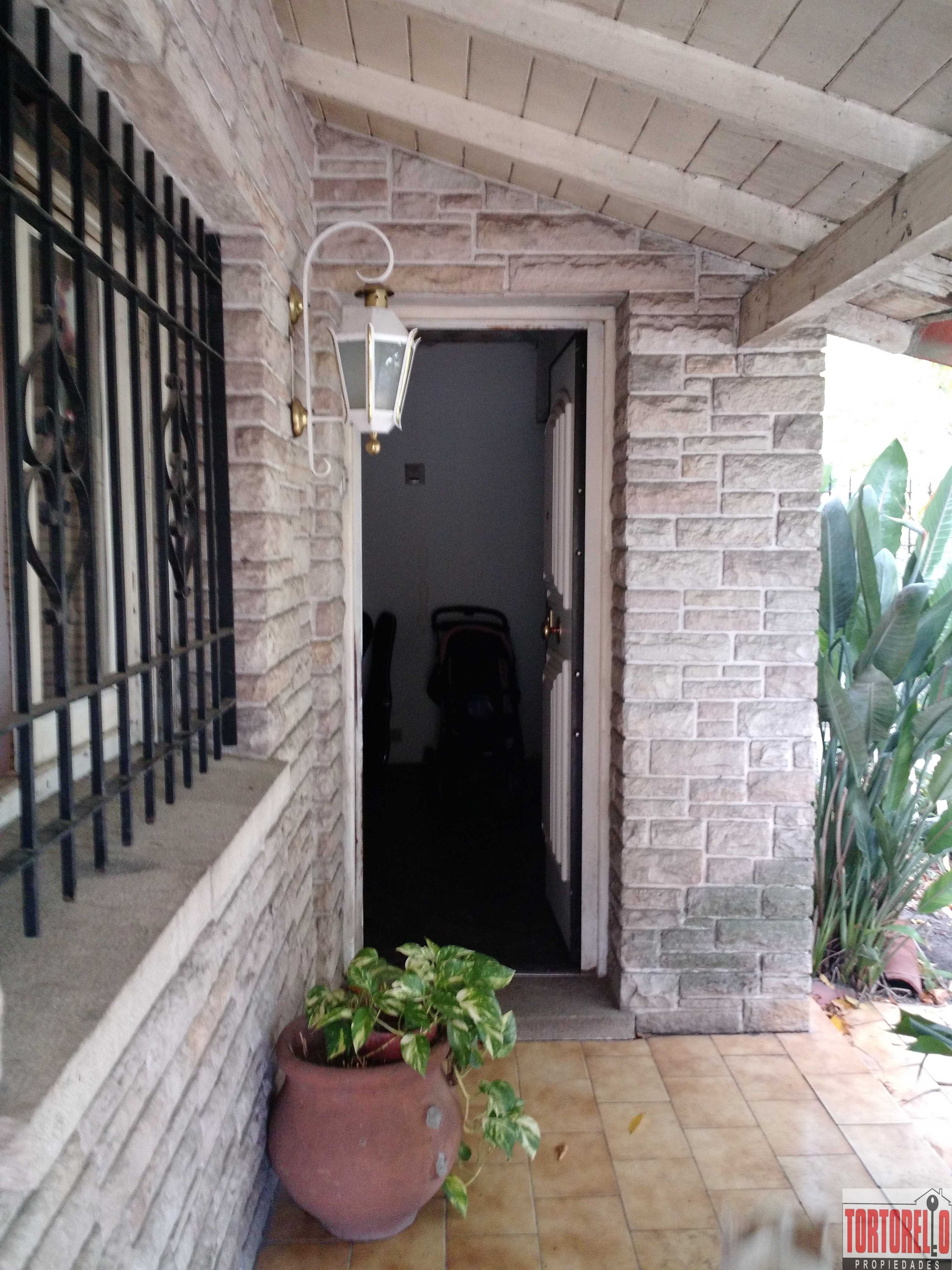 Chalet en venta en esquina, 4 ambientes, Ituzaingo Norte, cercana a la estacion de San Antonio de Padua. — foto 13