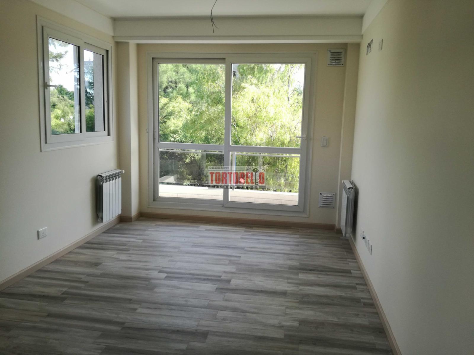 Edificio de categoría, Bv. Evita esquina Bernardino Rivadavia, Moreno, exclusivas unidades en alquiler de 2 ambientes, Primer piso. - 19