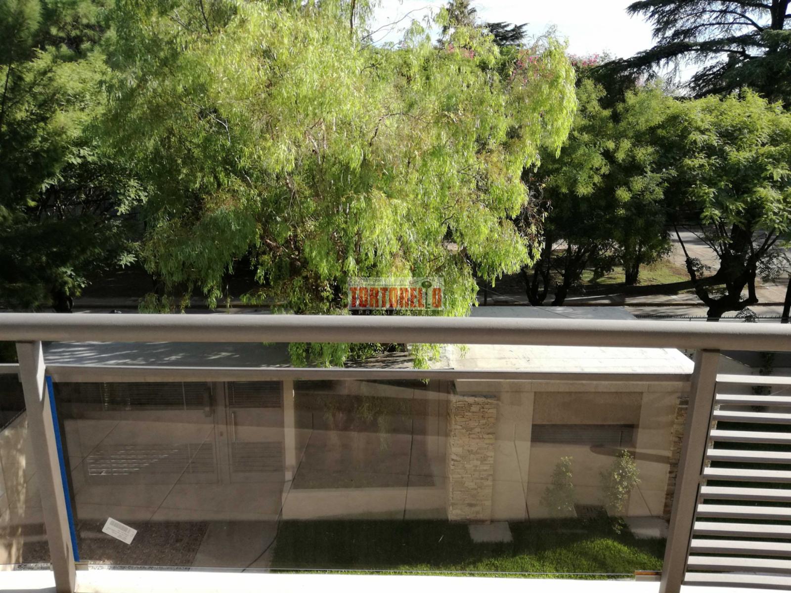 Edificio de categoría, Bv. Evita esquina Bernardino Rivadavia, Moreno, exclusivas unidades en alquiler de 2 ambientes, Primer piso. - 21