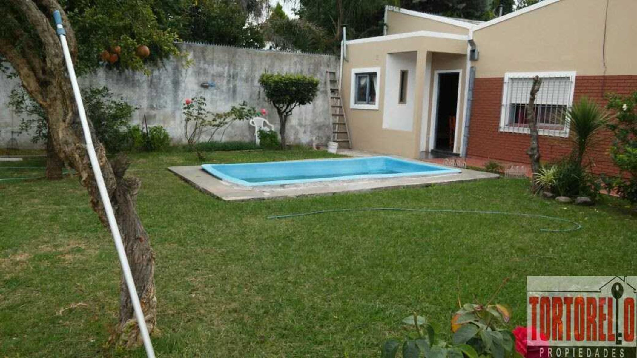 Casa en venta sobre importantisimo lote, 20 x 50 mts, Ituzaingo norte. — foto 6