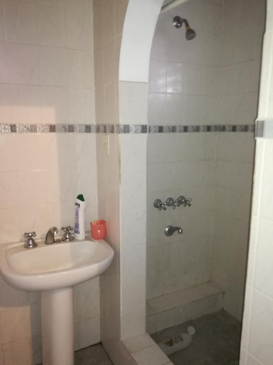 Casa en 2 plantas, ph al fondo con entrada propia independiente - Lisandro de la Torre 3400, 3 ambientes, 2 baños, cochera. A estrenar! — foto 8