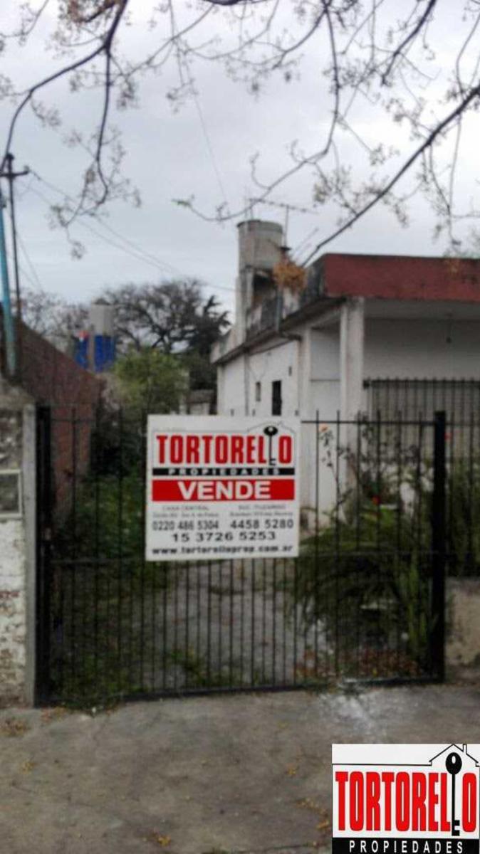 Venta de casa sobre amplio lote, Ituzaingo Norte. — foto 5