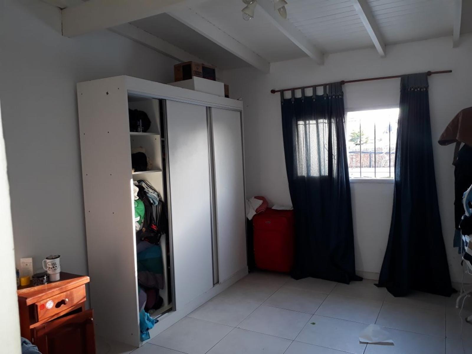Hermosa Casa en Venta en Ituzaingó lado norte. — foto 2