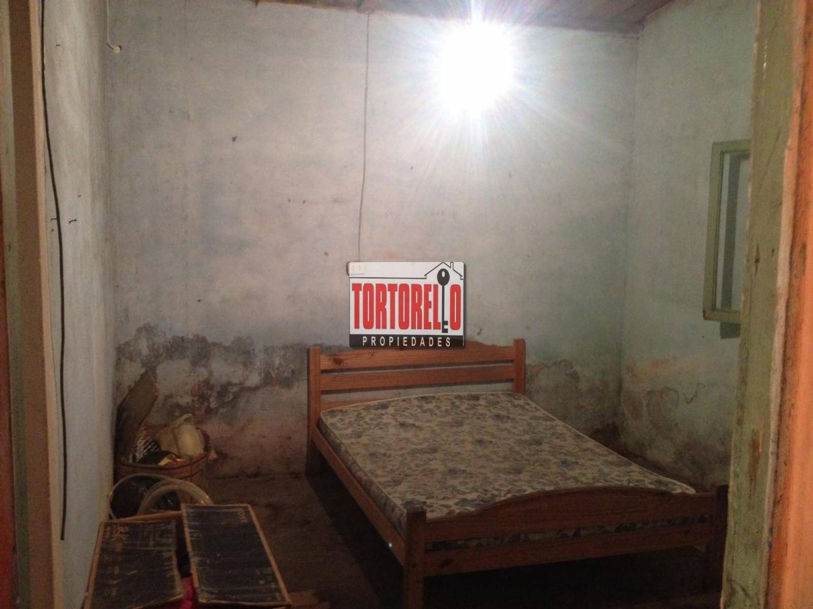 Venta de casa a reciclar, 4 ambientes, en Merlo. — foto 5
