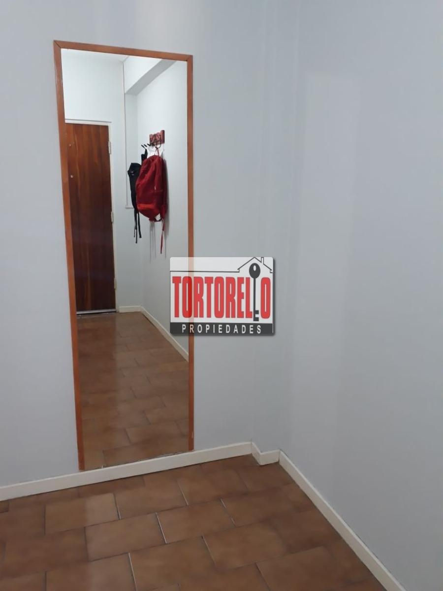 Impecable departamento en venta, 2 ambientes, a 1 cuadra de la estación de San Antonio de Padua, lado sur. — foto 2
