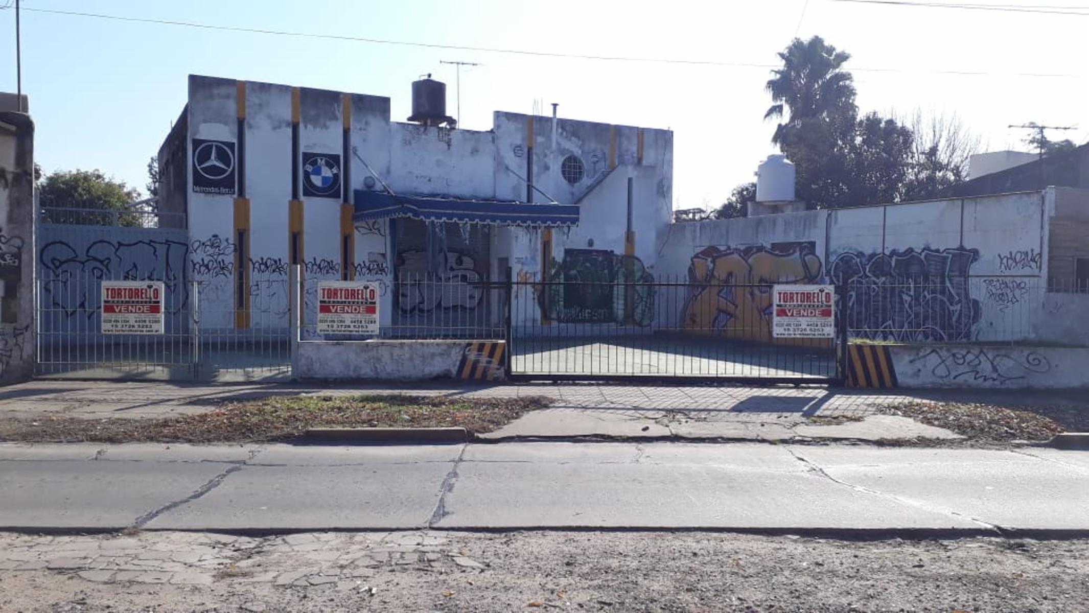 Importante galpón en venta, ideal inversor, Ituzaingo Norte.