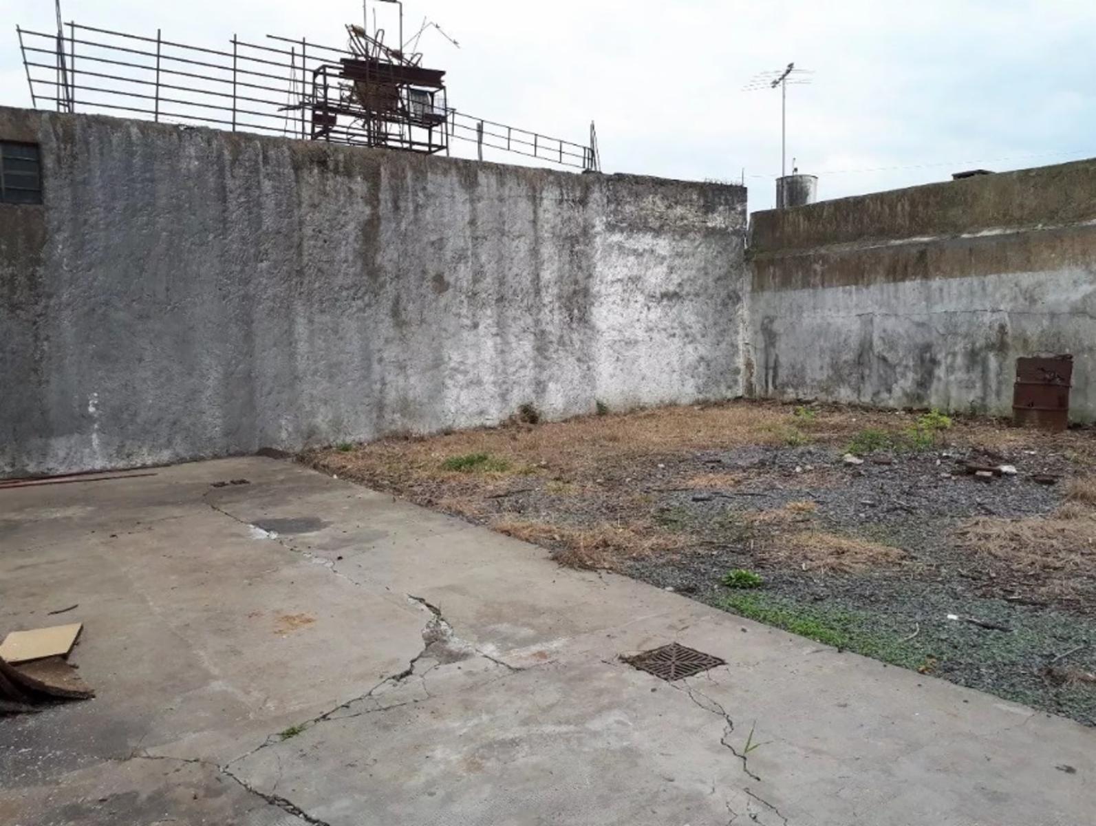 Importante galpón en venta, ideal inversor, Ituzaingo Norte. — foto 3