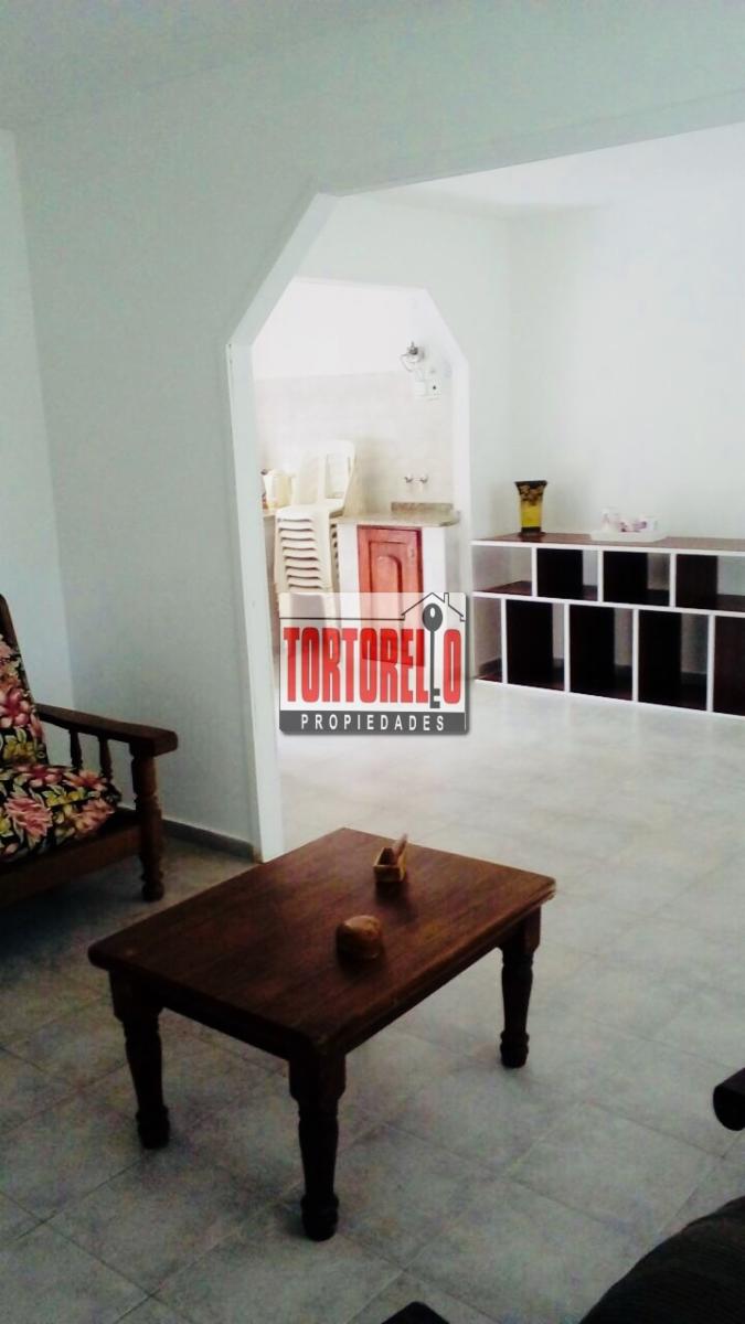 Venta en bloque. Dos propiedades sobre espectacular lote de 15 x 23.52mts. En Pinamar. — foto 14