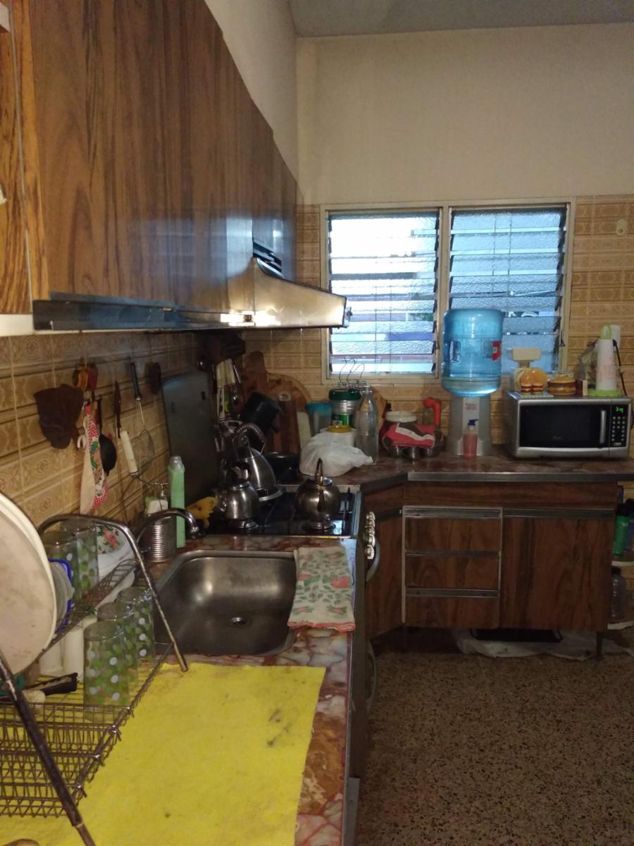 Excelente propiedad en venta, en Merlo, Bs. As. A 8 cuadras de la estacion de Paso del Rey, 4 ambientes muy amplios sobre lote de 10 x 41. — foto 6