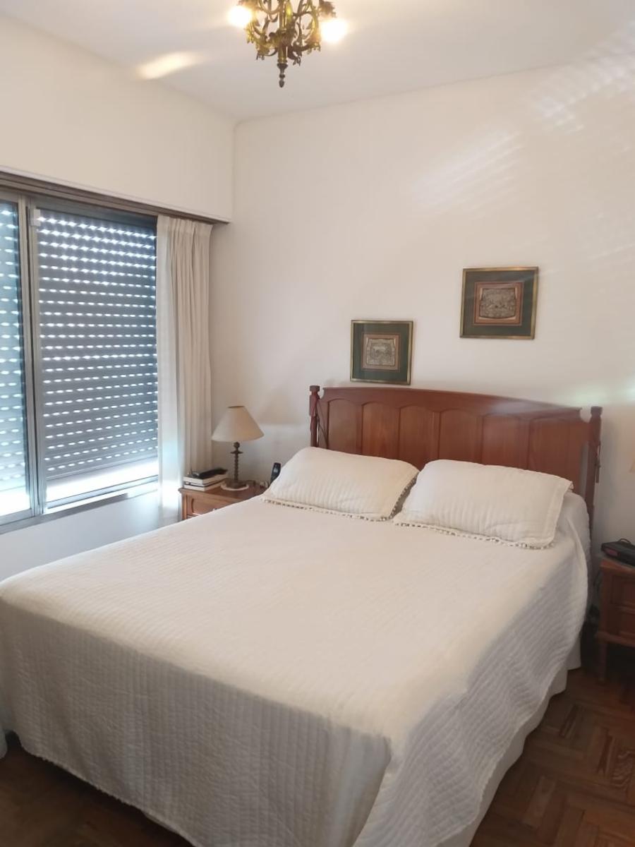 Impecable chalet en venta, 4 ambientes, a 2 cuadras de la estacion de San A. de Padua — foto 2