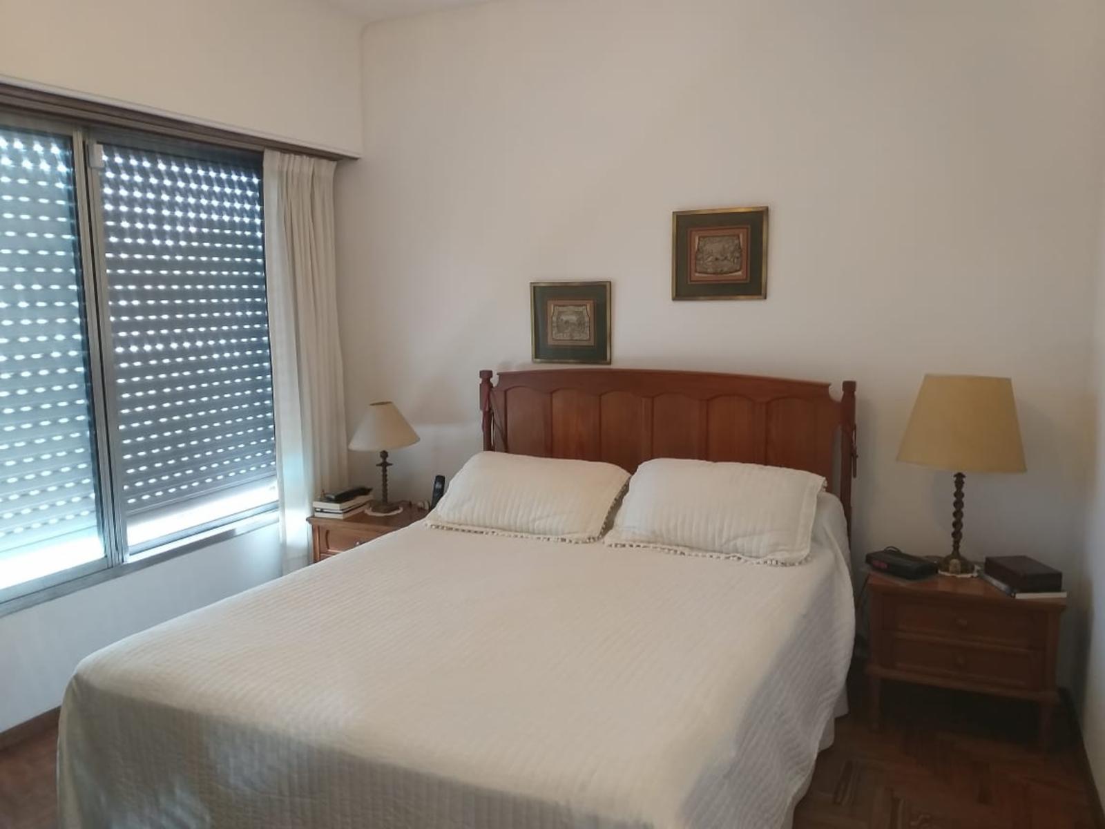 Impecable chalet en venta, 4 ambientes, a 2 cuadras de la estacion de San A. de Padua — foto 3