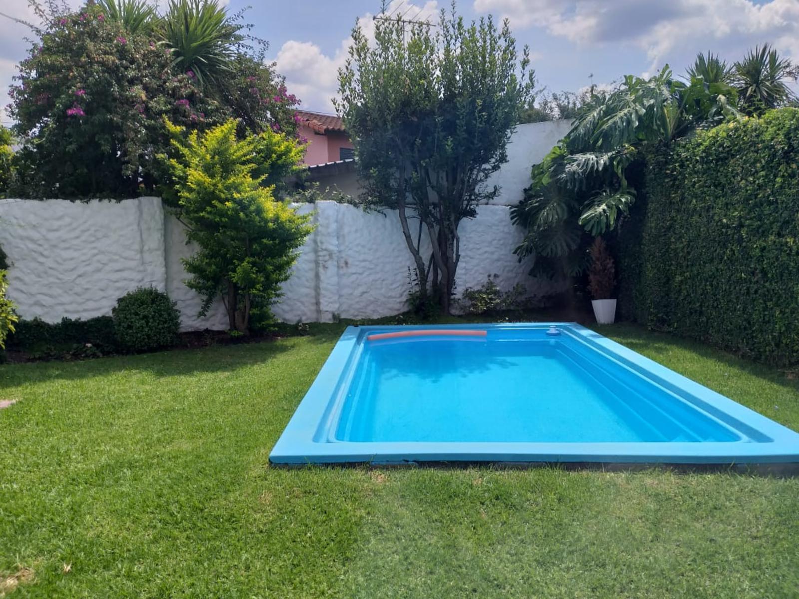Impecable chalet en venta, 4 ambientes, a 2 cuadras de la estacion de San A. de Padua — foto 9