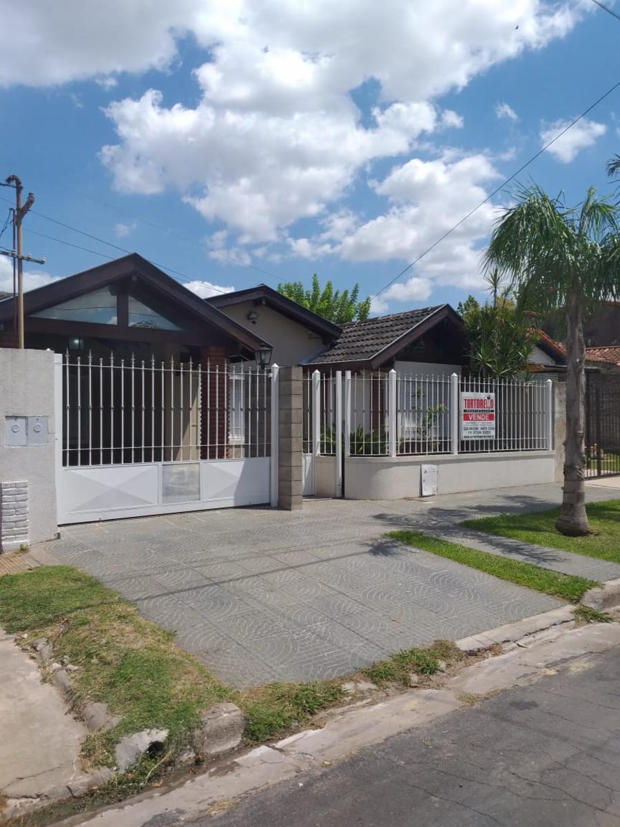 Impecable chalet en venta, 4 ambientes, Ituzaingo Norte, cercana a la estacion de Padua. — foto 3