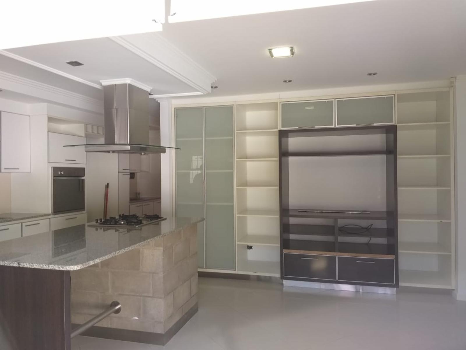 Impecable chalet en venta, 4 ambientes, Ituzaingo Norte, cercana a la estacion de Padua. — foto 11