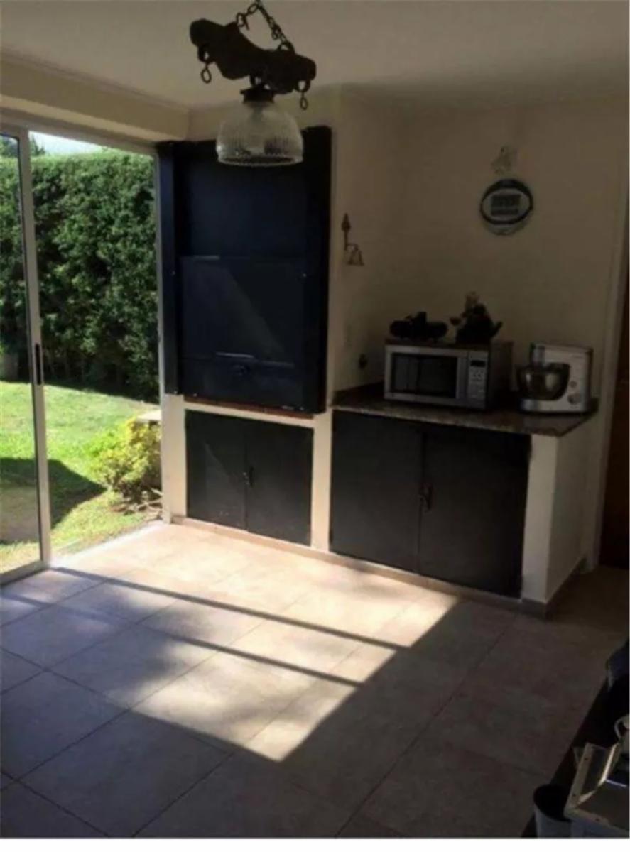Excelente casa en Barrio Banco Provincia — foto 7