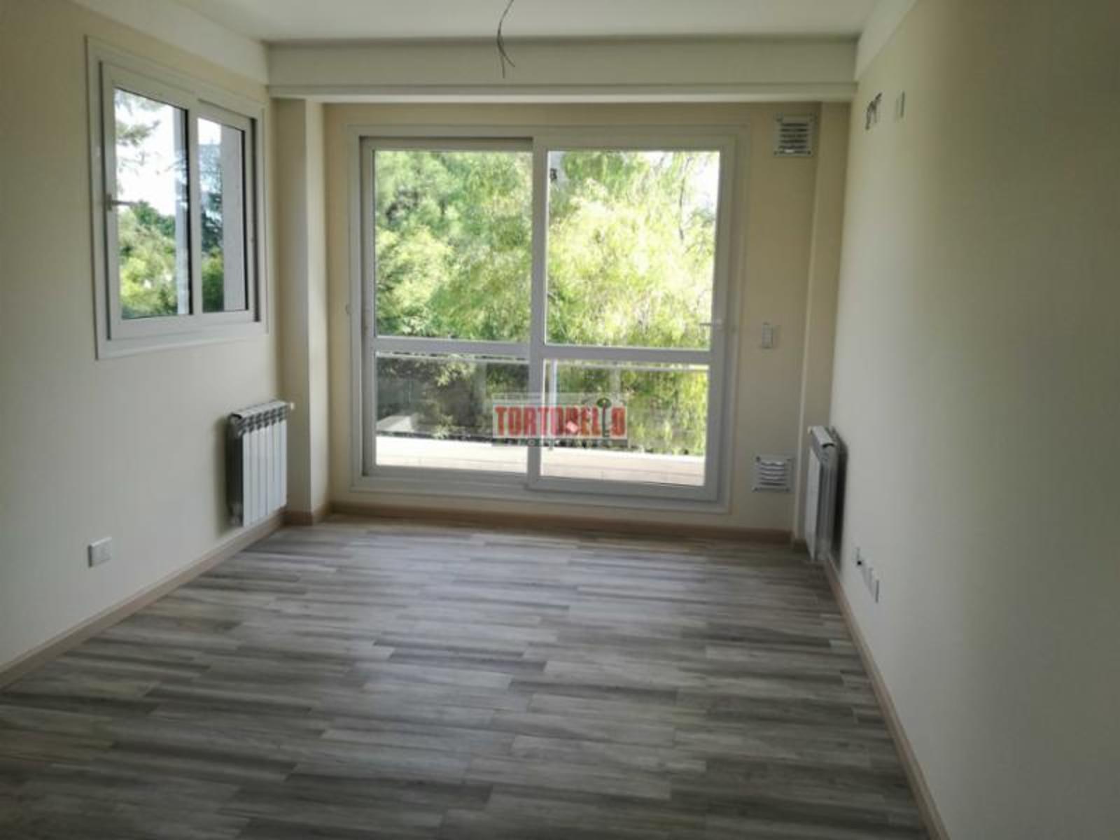 Edificio de categoría, Bv. Evita esquina Rivadavia, Moreno, exclusivas unidades. — foto 10
