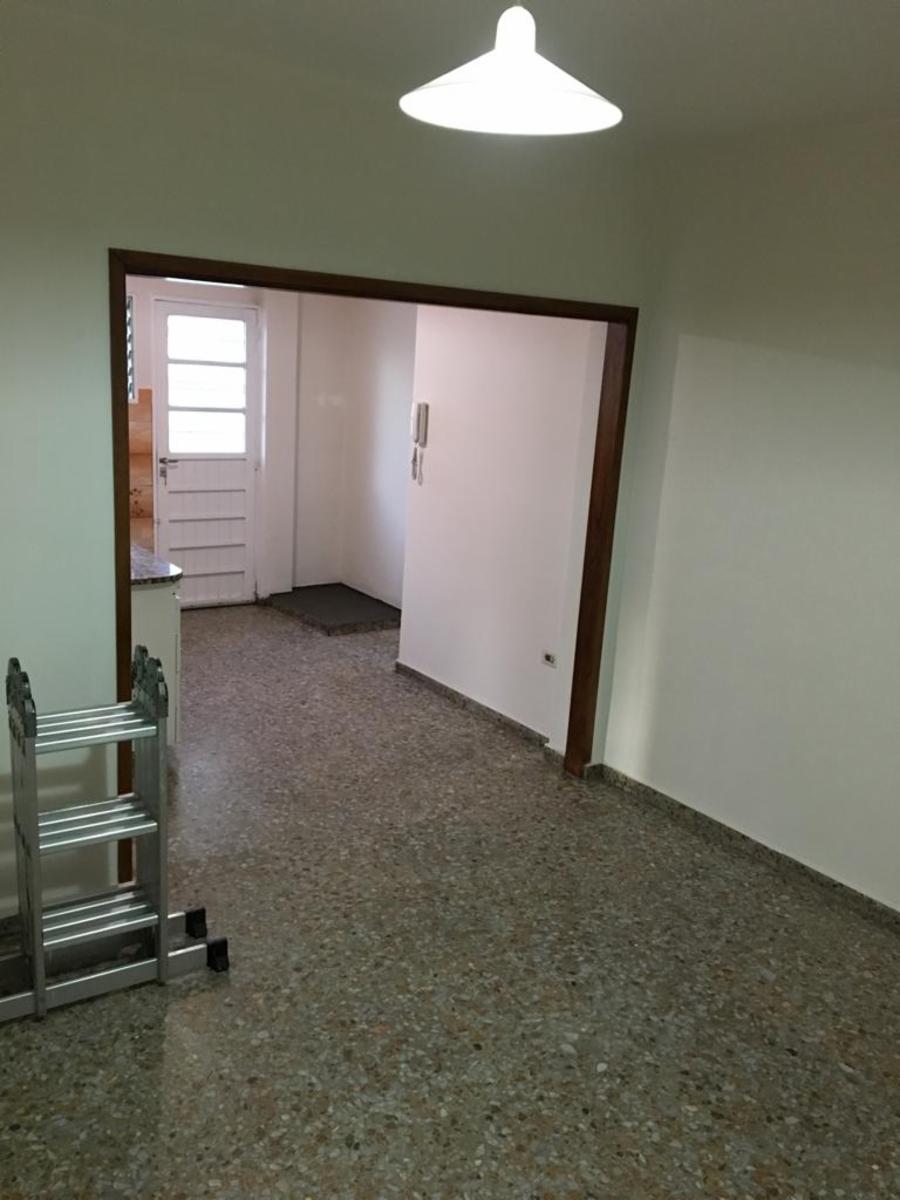Excelente departamento en venta, a 1 cuadra de la estación de San Antonio de Padua. — foto 2