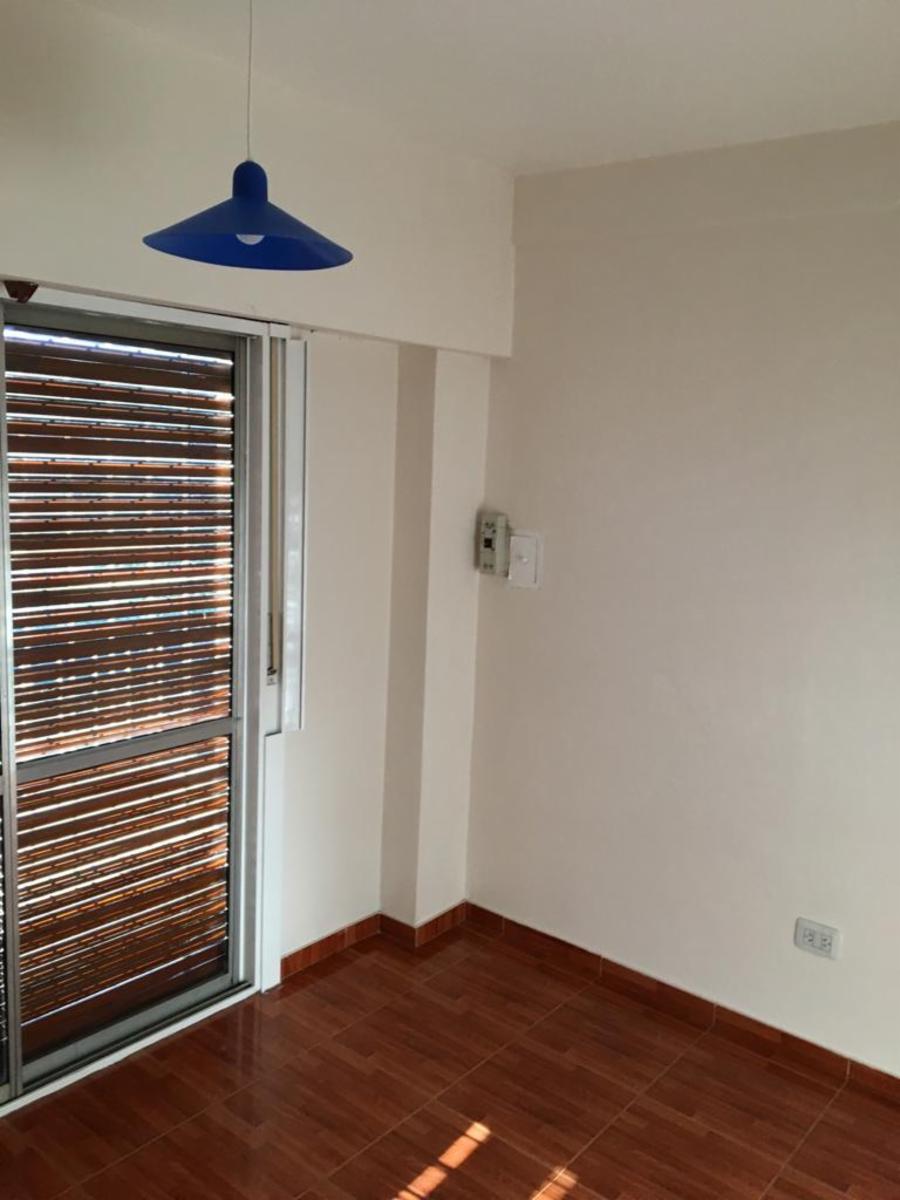 Excelente departamento en venta, a 1 cuadra de la estación de San Antonio de Padua. — foto 7