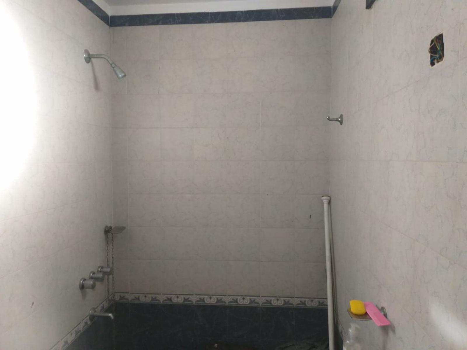 Excelente propiedad de dos plantas — foto 14