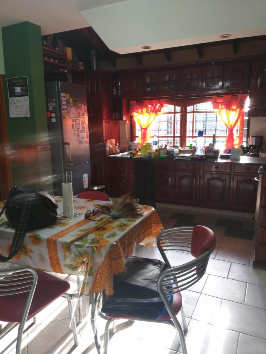 Excelente propiedad de dos plantas — foto 15