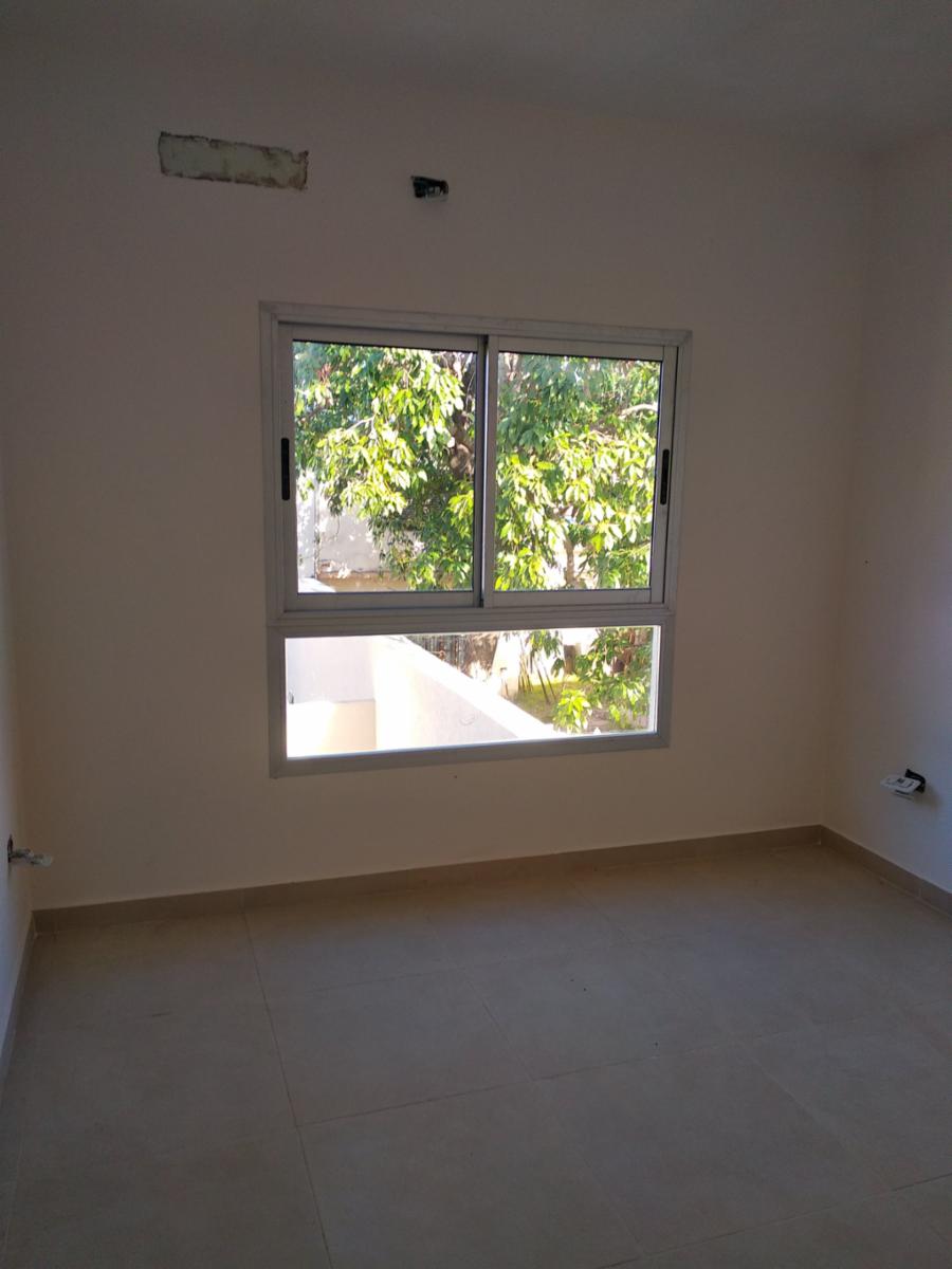 Excelente complejo de duplex a estrenar a 6 cuadras de la estacion de Ituzaingo — foto 2