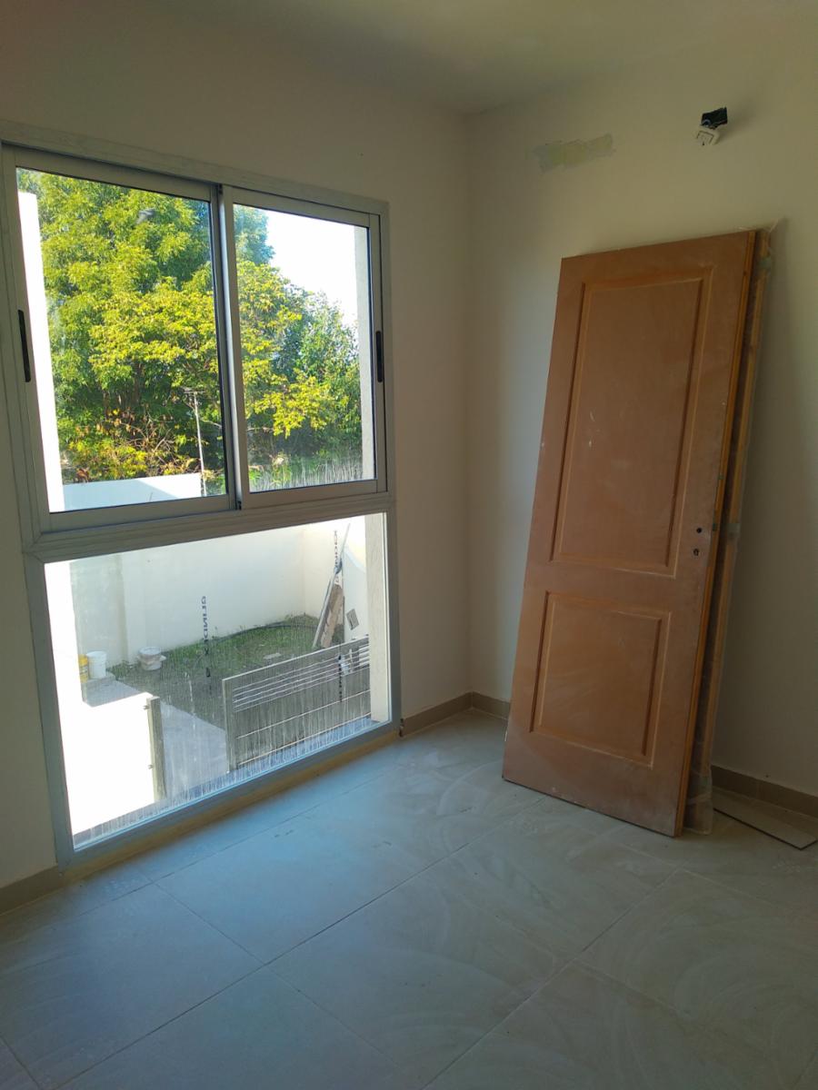 Excelente complejo de duplex a estrenar a 6 cuadras de la estacion de Ituzaingo — foto 12