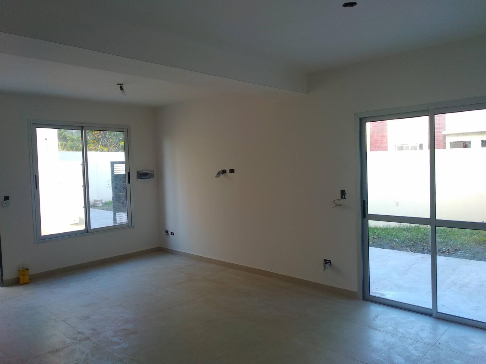 Excelente complejo de duplex a estrenar a 6 cuadras de la estacion de Ituzaingo — foto 13