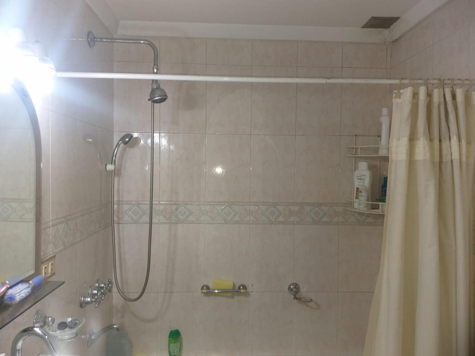 Casa en venta de 3 Ambientes con cochera. En Moreno. — foto 2