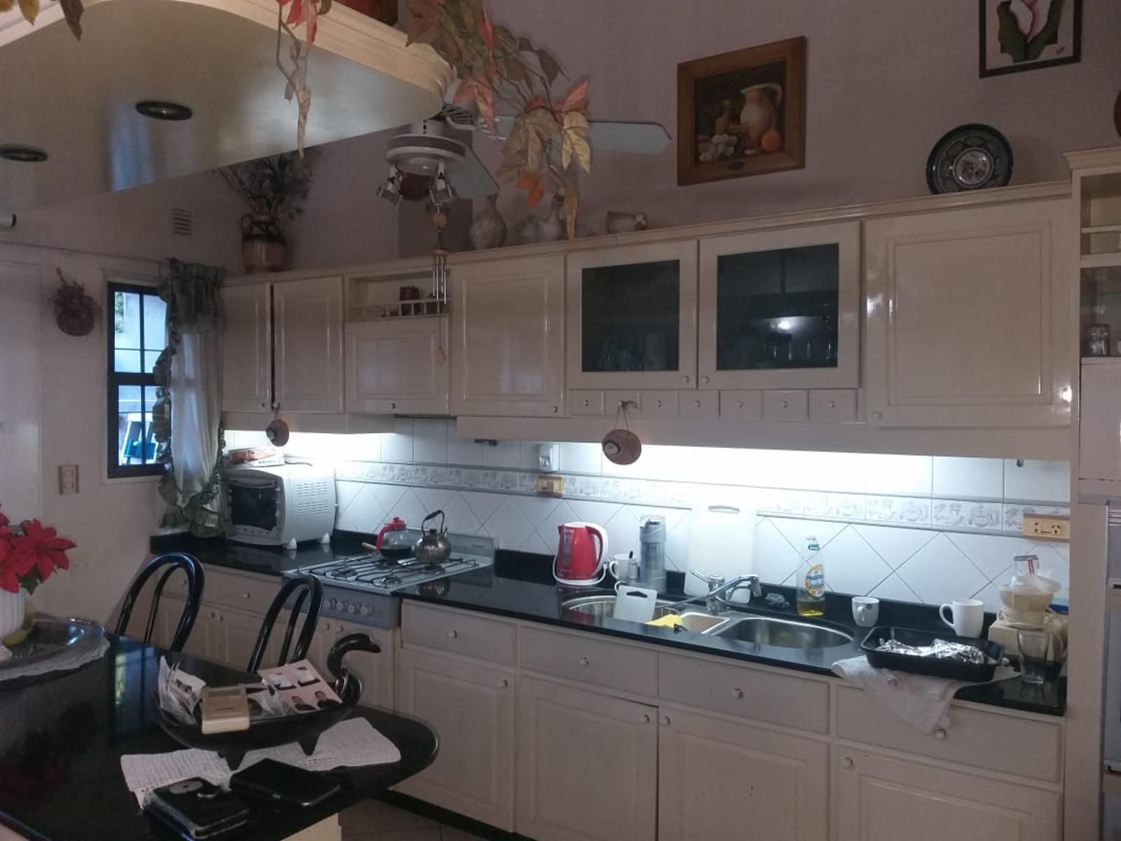 Casa en venta de 3 Ambientes con cochera. En Moreno. — foto 6