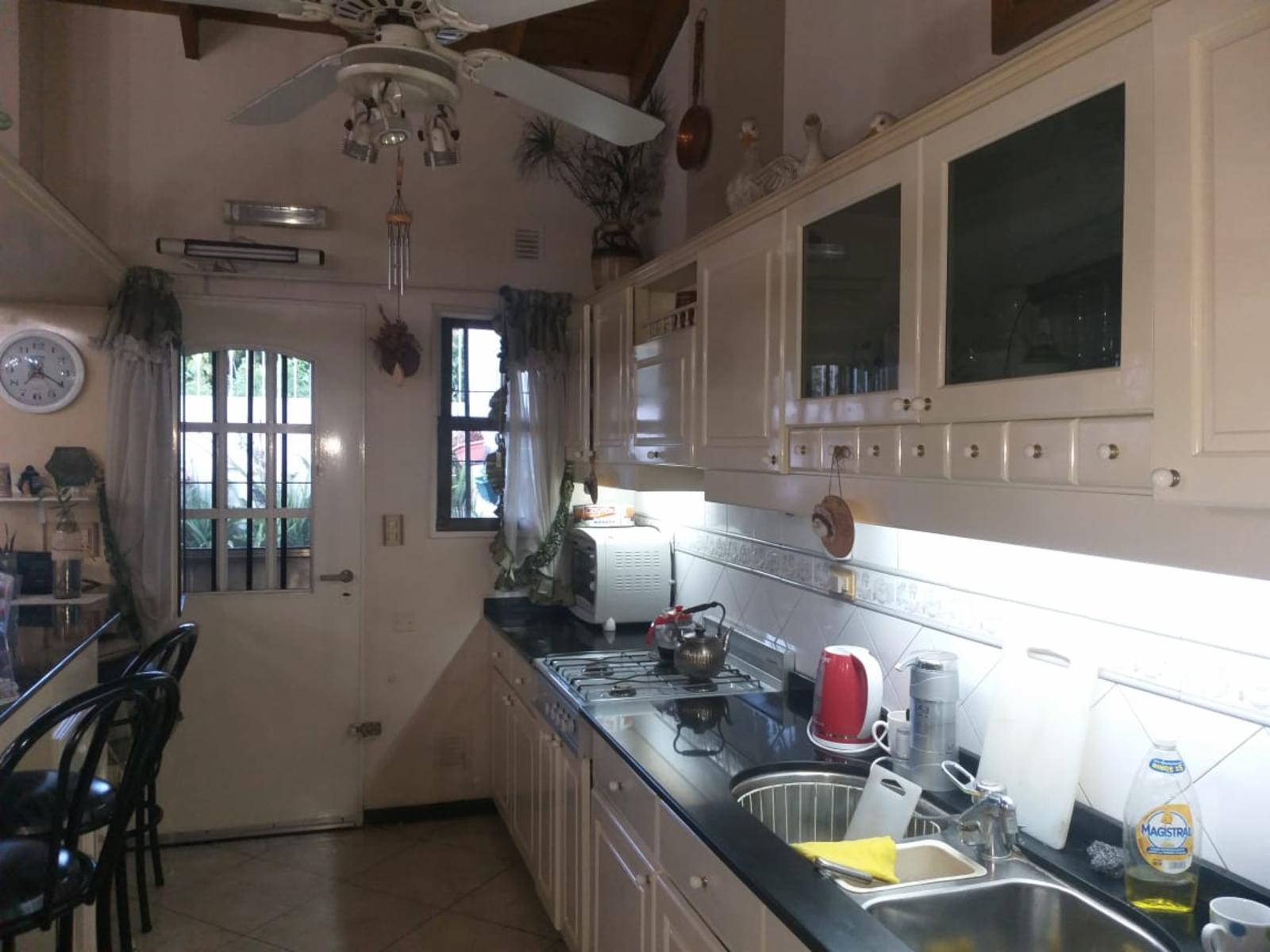 Casa en venta de 3 Ambientes con cochera. En Moreno. — foto 10