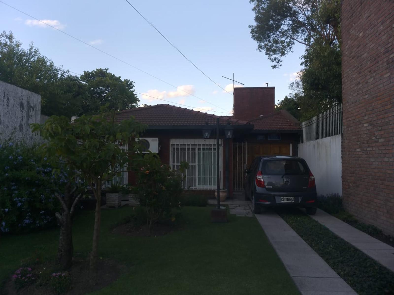 Casa en venta de 3 Ambientes con cochera. En Moreno. — foto 14
