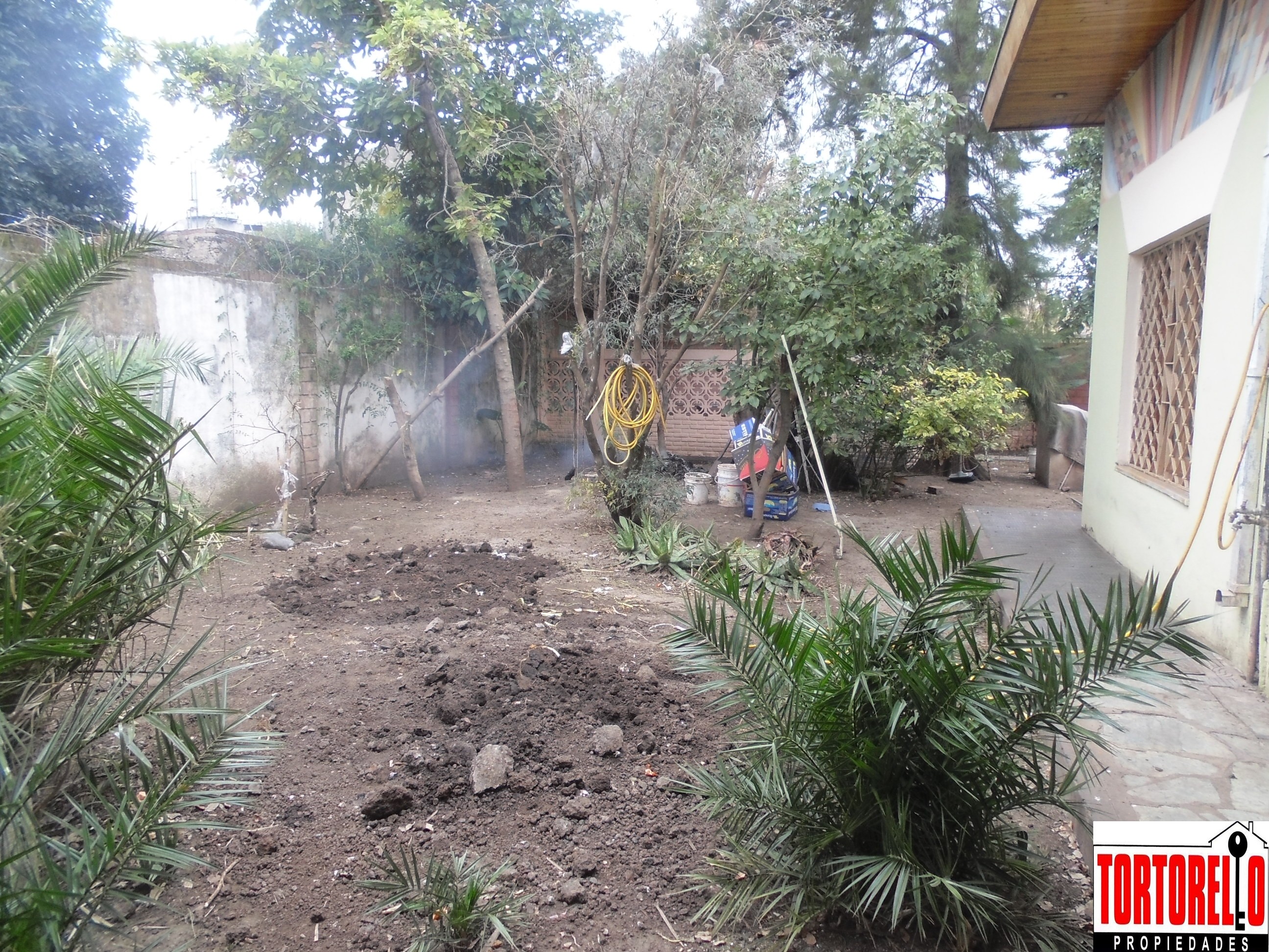Chalet en venta 3 ambientes, Ituzaingo Sur, a 10 cuadras de la estación de San A. de Padua. Sobre 2 lotes. — foto 14