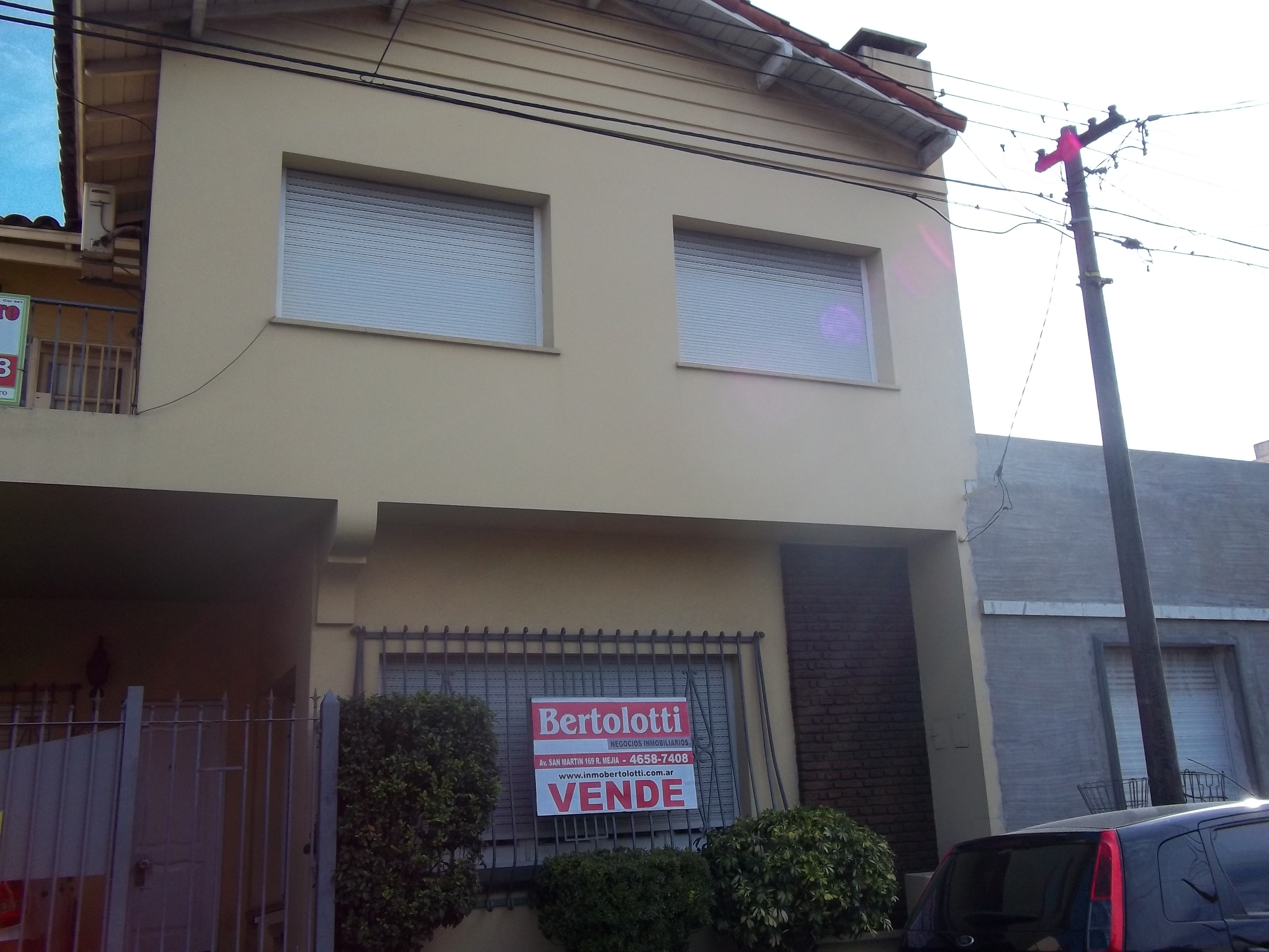 CASA 4 AMBIENTES EN VENTA RAMOS MEJIA