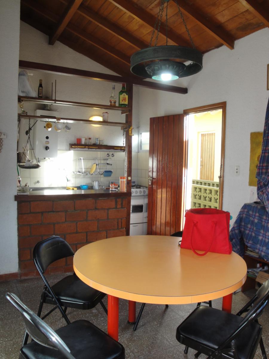 Departamento sobre Avenida Costanera, San Bernardo, bajas expensas.- HORARIO DE ATENCION: Lunes a viernes 9.30 a 16 hs.- TELEFONOS: 4658-7408 Y 4464-4754 O AL 15-3559-5485 WWW.INMOBERTOLOTTI.COM.AR — foto 5