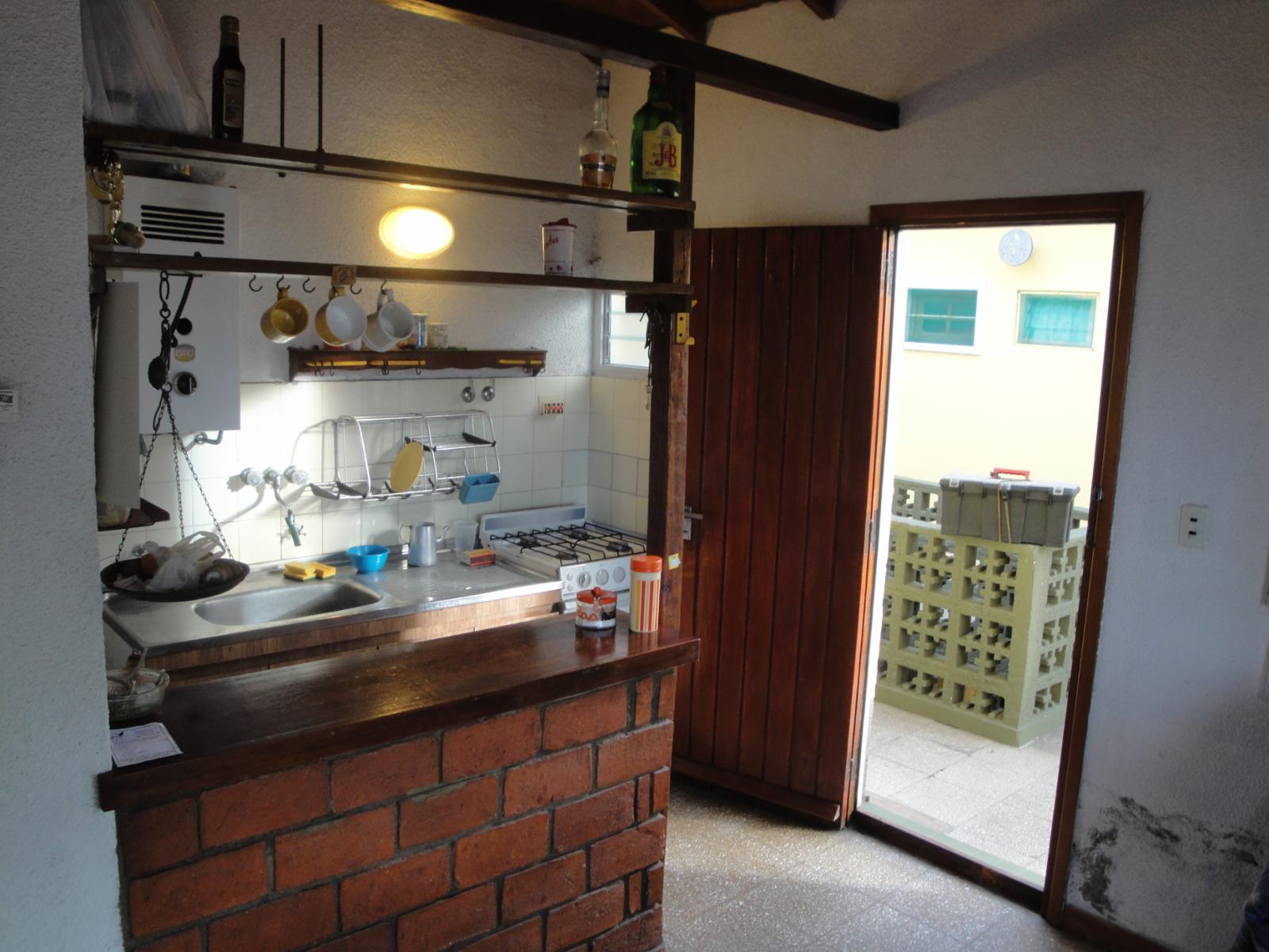 Departamento sobre Avenida Costanera, San Bernardo, bajas expensas.- HORARIO DE ATENCION: Lunes a viernes 9.30 a 16 hs.- TELEFONOS: 4658-7408 Y 4464-4754 O AL 15-3559-5485 WWW.INMOBERTOLOTTI.COM.AR — foto 6