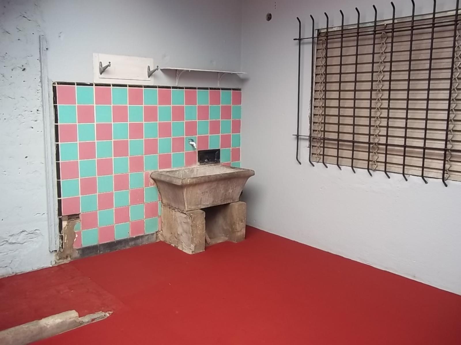DEPARTAMENTO TIPO CASA 2 AMBIENTES EN ALQUILER ISIDRO CASANOVA. - 4