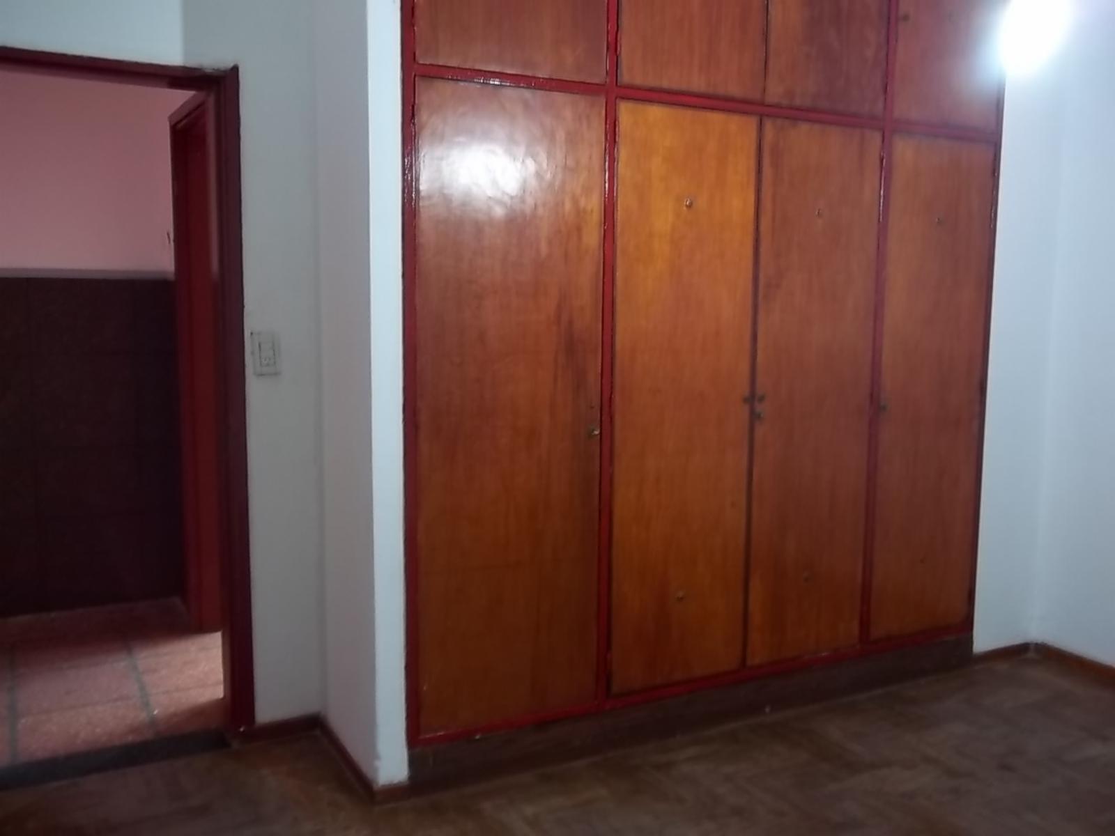 DEPARTAMENTO TIPO CASA 2 AMBIENTES EN ALQUILER ISIDRO CASANOVA. - 8