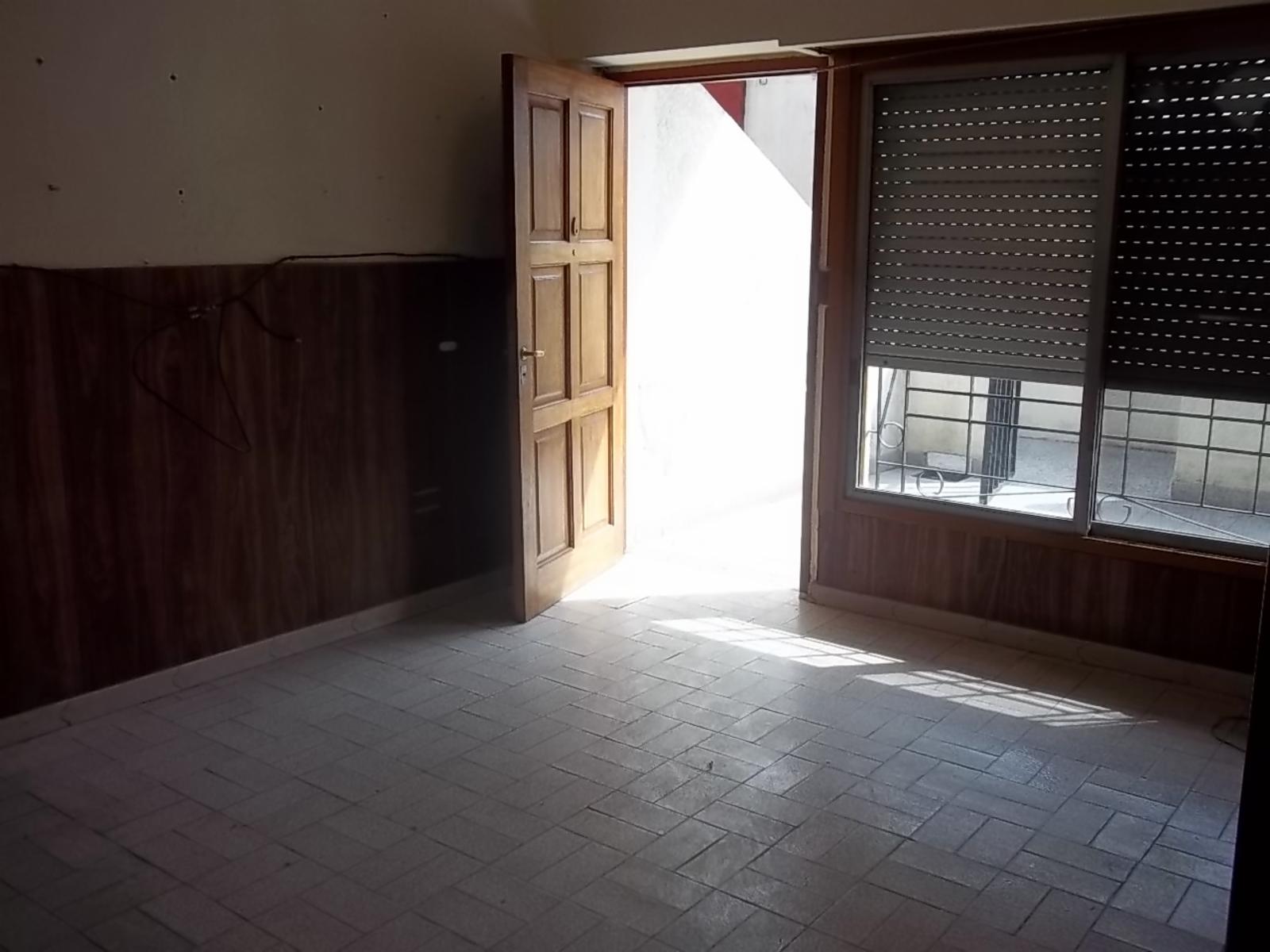 DEPARTAMENTO DE 3 AMBIENTES EN ALQUILER RAMOS MEJIA SUR. - 4