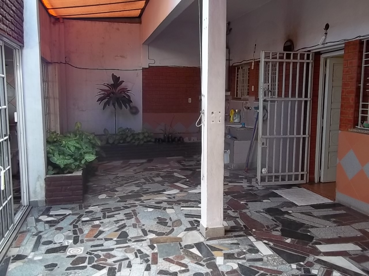 Casa PH 3 ambientes Lomas del Mirador — foto 8