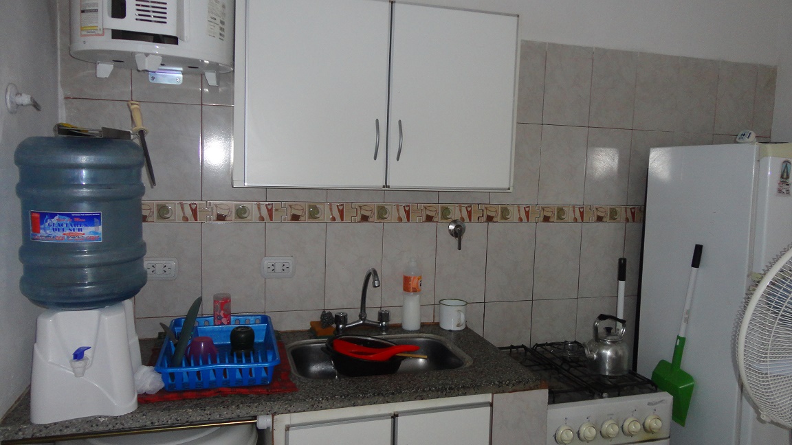 MUY BUEN PRECIO UN DEPARTAMENTOS DE 1 DORM. C/U - 2