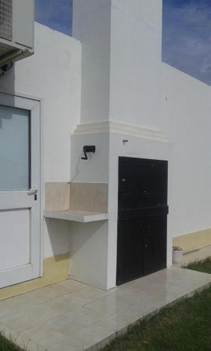 EXELENTE CASA QUINTA CON PILETA C/PARQUE- ¡¡HERMOSA - 15