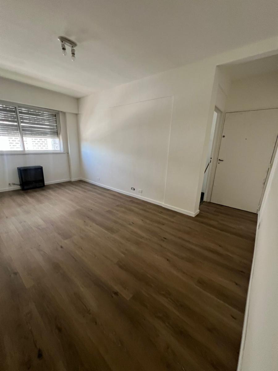 Vendo. Departamento frente estación Temperley. 14deJulio 10. De 3amb, muy buen estado. Apto Crédito. Urgente — foto 3
