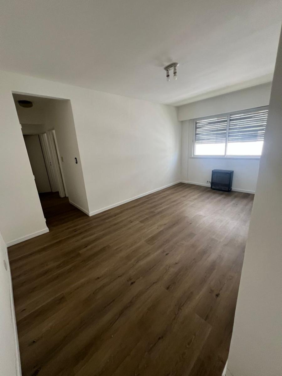 Vendo. Departamento frente estación Temperley. 14deJulio 10. De 3amb, muy buen estado. Apto Crédito. Urgente — foto 4