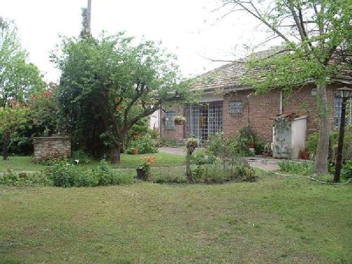 Casa en Venta en Villa de Mayo,sobre avenida. Ideal emprendimiento. 900 mts de lote — foto 2