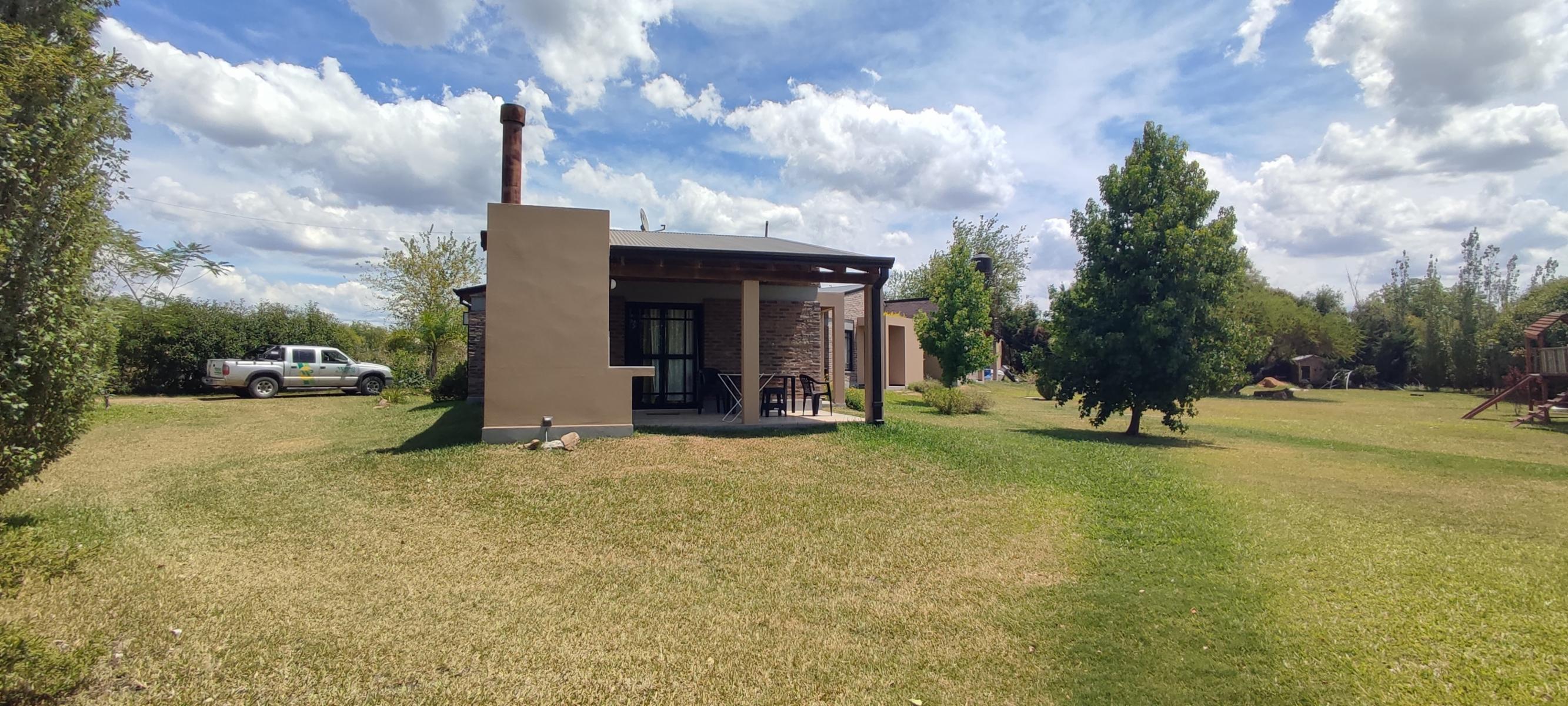 MUNAY KI - Hermoso complejo de bungalows en amplio predio parquizado en zona turística - 2