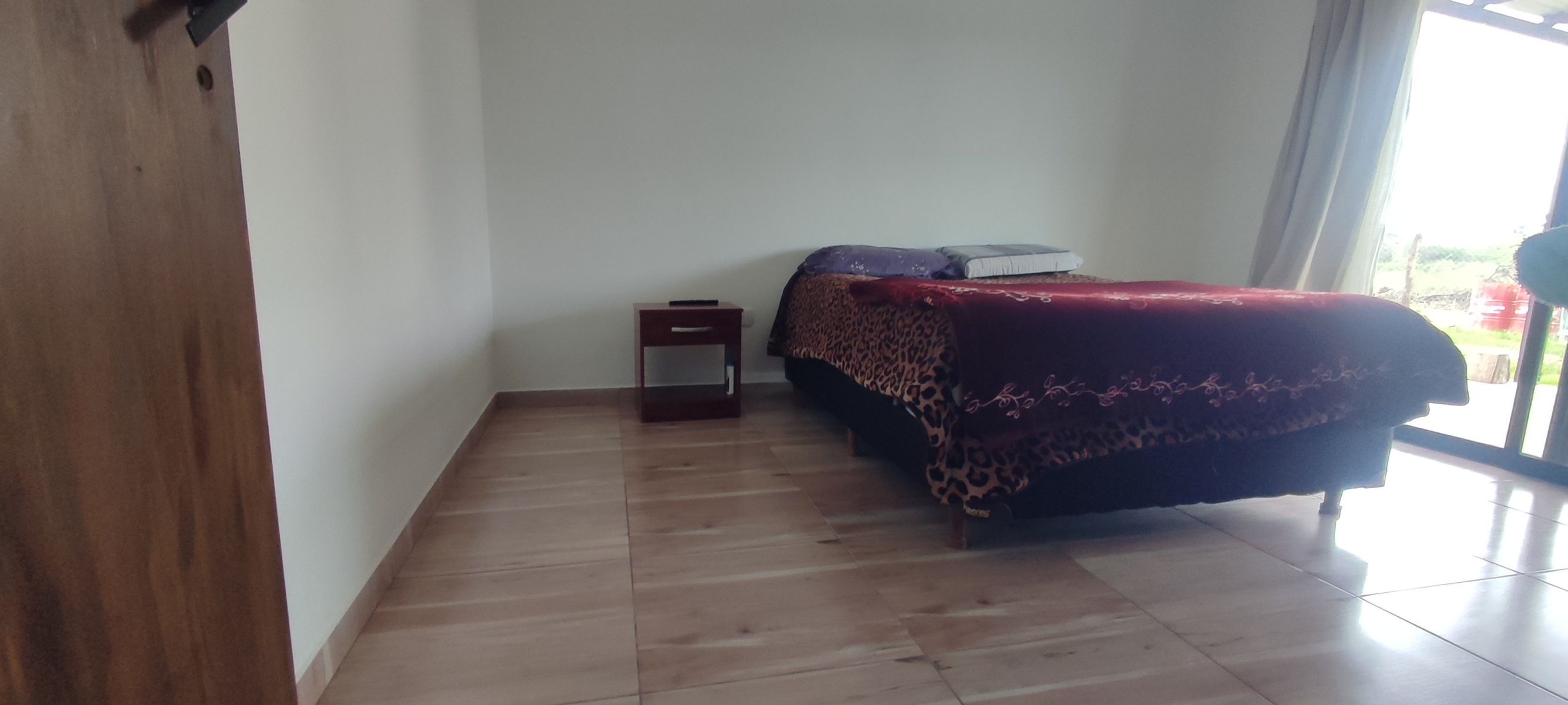HERMOSA VIVIENDA FAMILIAR en LOTE DE 3000m2 — foto 2